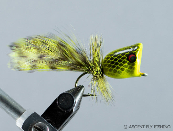 Walt's Large Popper - Chartreuse Fish Scale