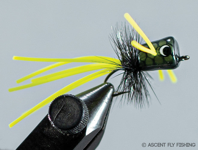 Walt's Medium Popper - Olive Black Fish Scale